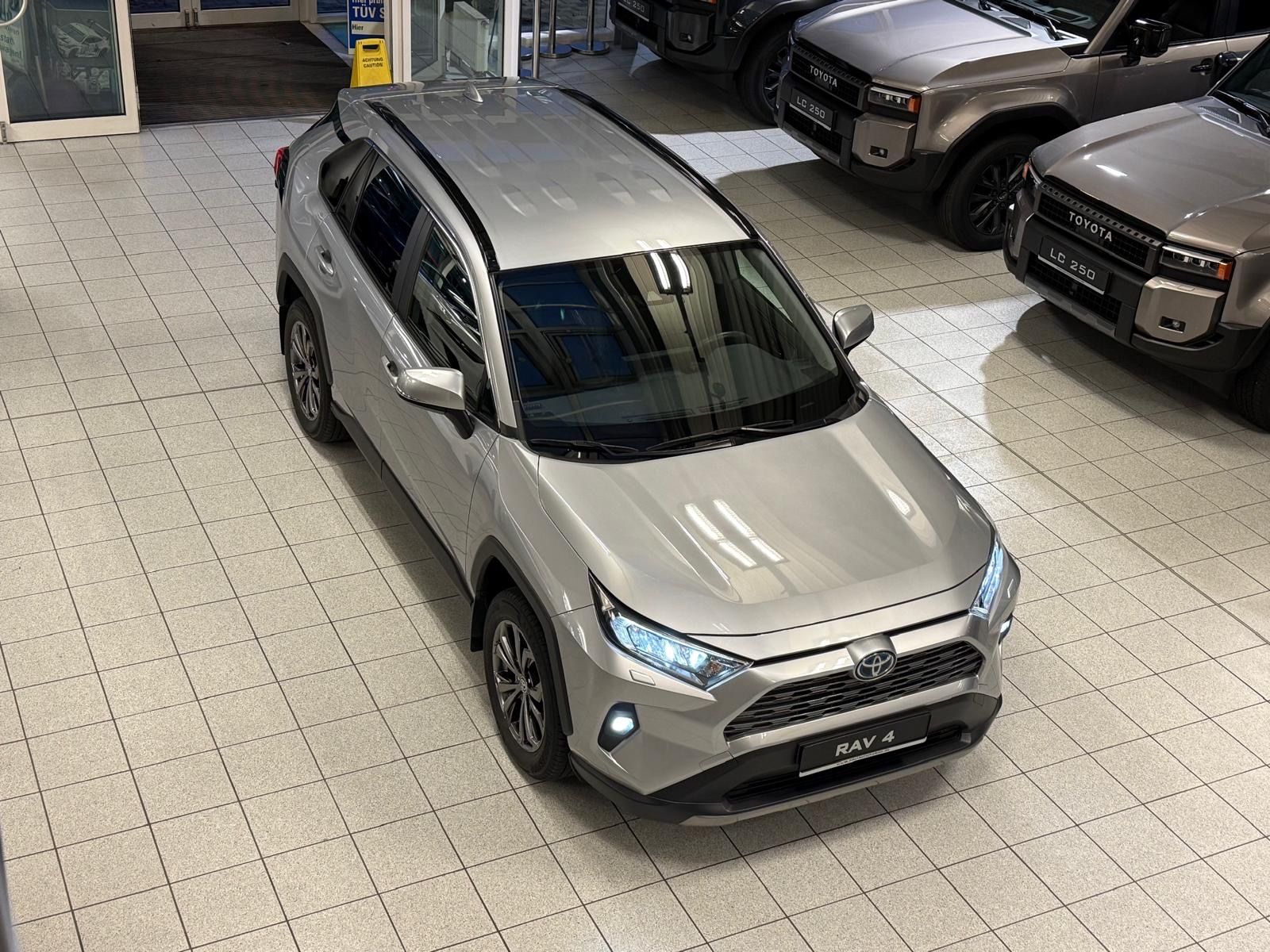 Toyota RAV 4 HYBRID-4x4-LED-LEDER-KAMERA-MOD. 2024