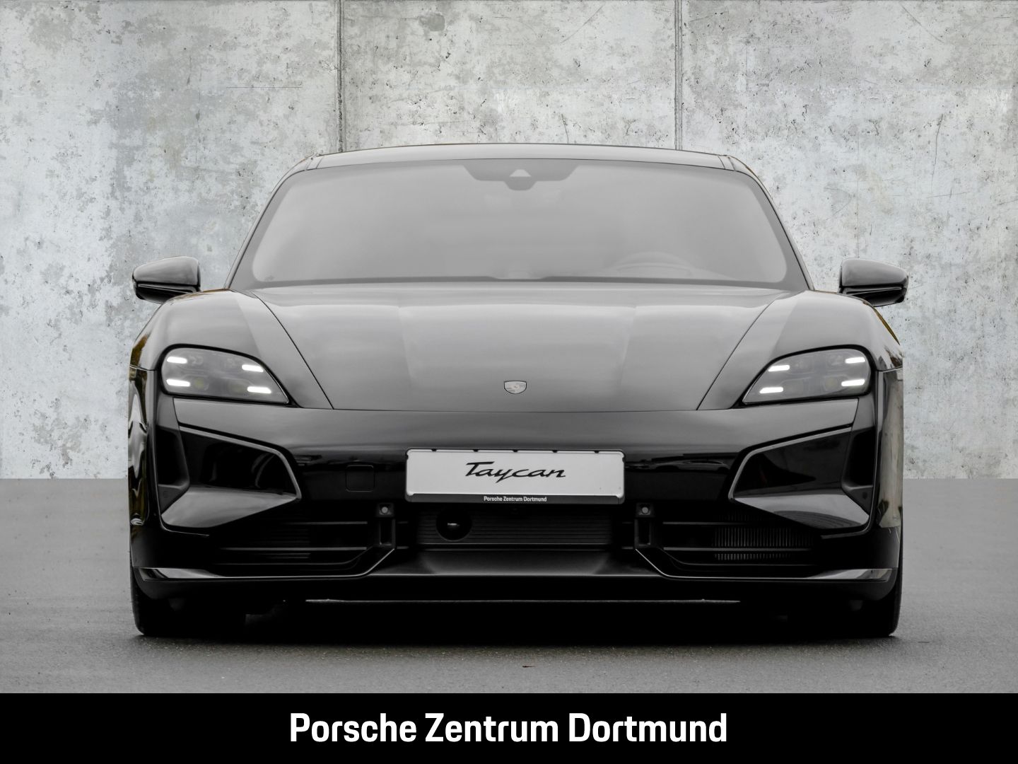 Porsche Taycan Turbo Surround-View LED-Matrix InnoDrive
