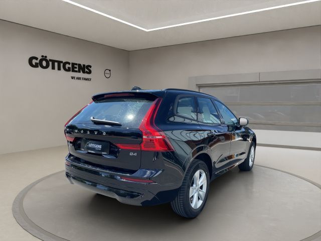 Volvo XC60 B4 Essential - Samsaru's Car Outlet