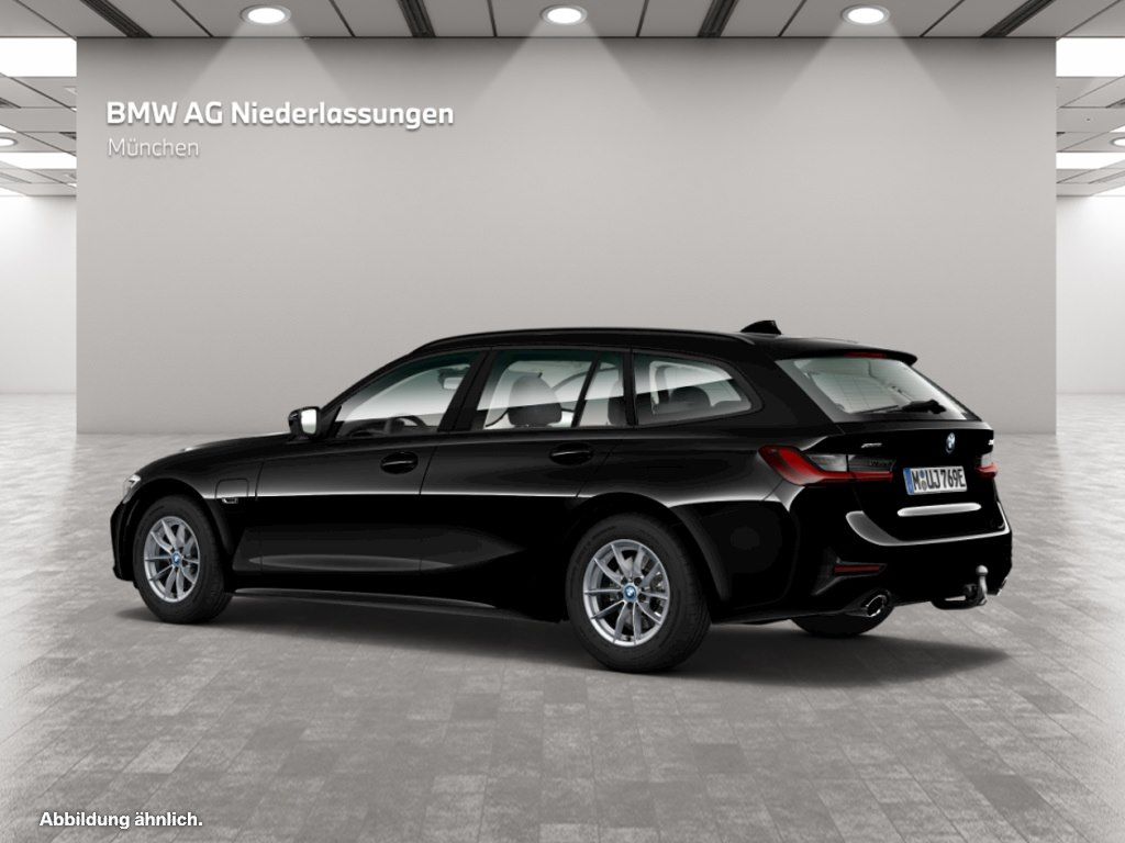 BMW 330e xDrive Touring - Samsaru's Car Outlet