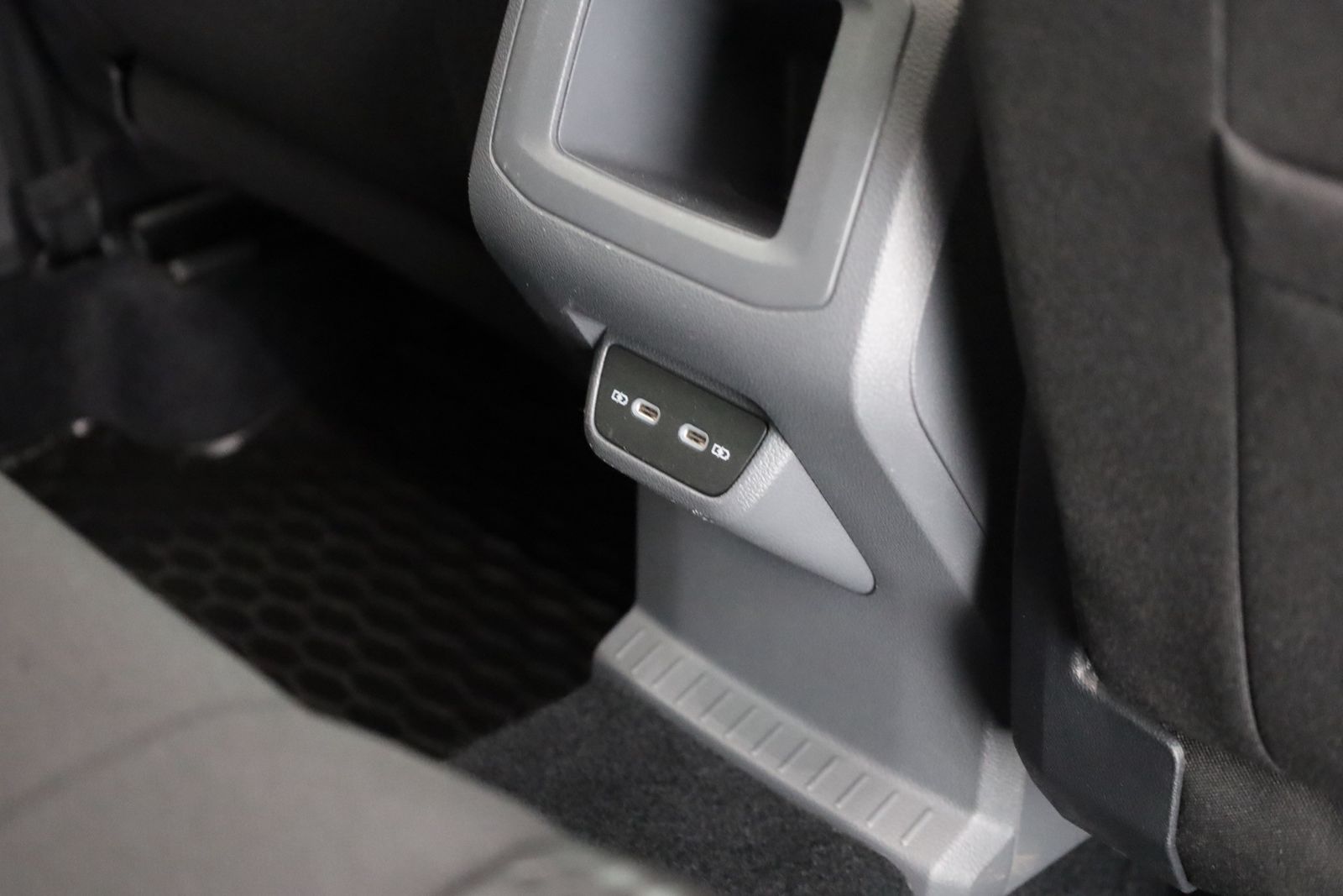 Volkswagen T-Cross 1.0 TSI Active - Samsaru's Car Outlet