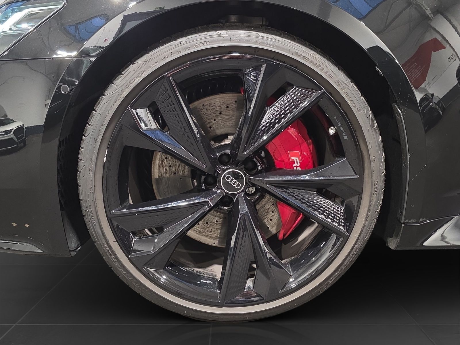 Audi RS 6 Avant TFSI Q LM22 RS-SPORTABGAS PANO BuO DR