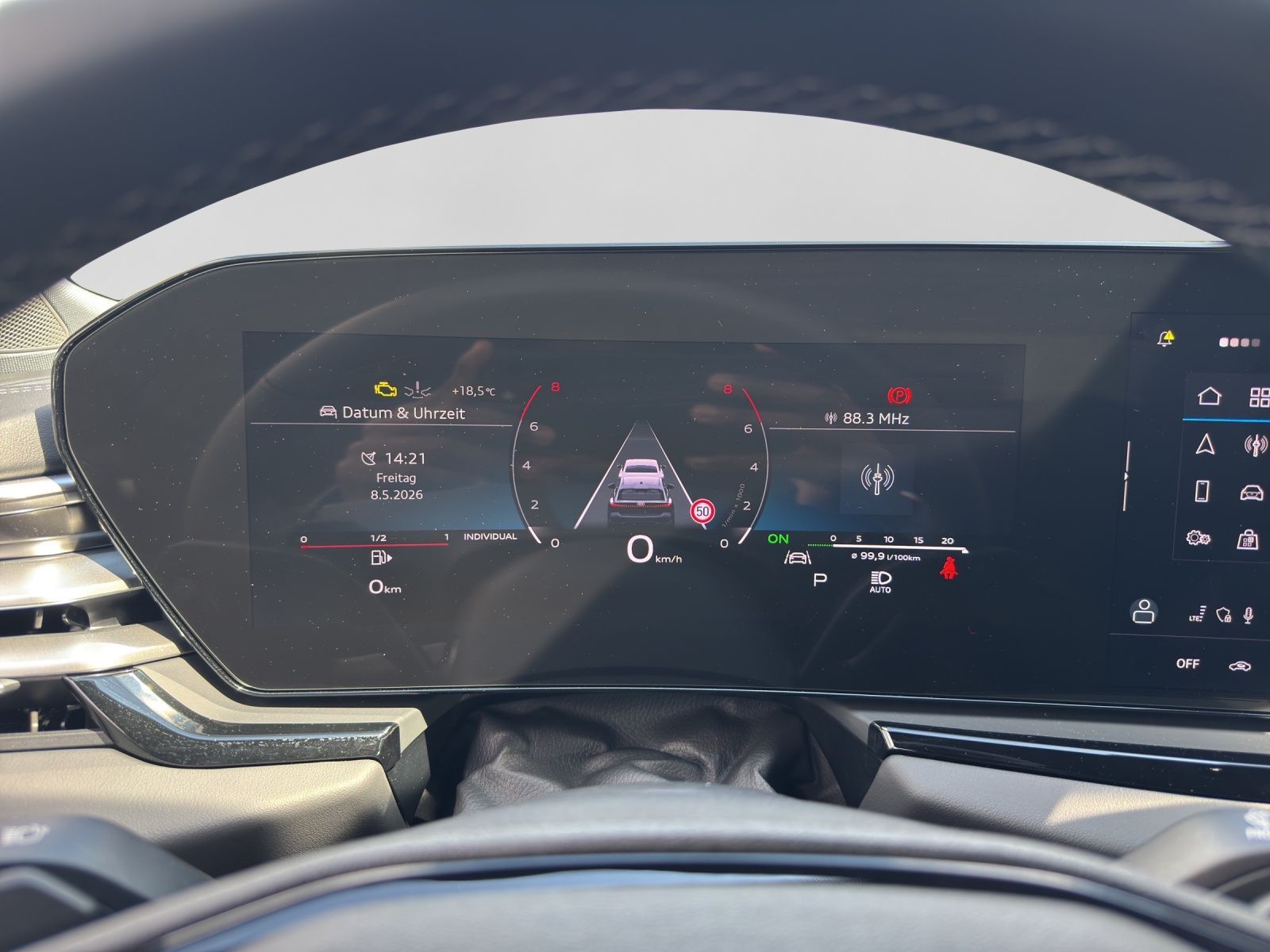 Audi A5 Avant TFSI Q S LINE EDIT LM19 AHK HuD MATRIX