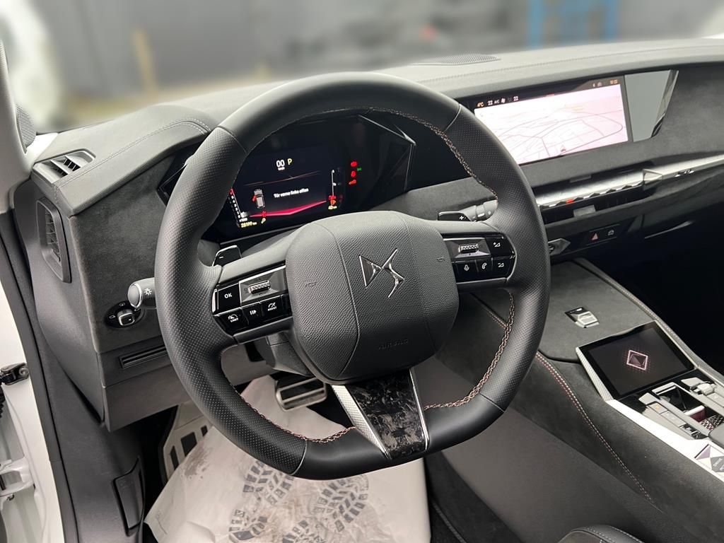 DS Automobiles DS4 Performance Line +