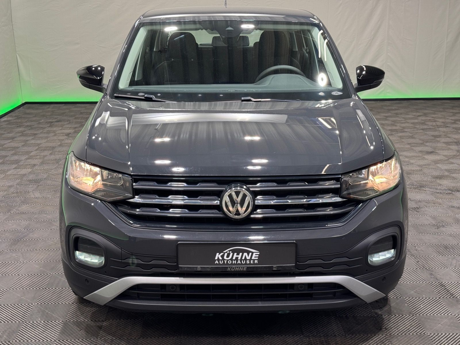 Volkswagen T-Cross 1.0 TSI - Samsaru's Car Outlet
