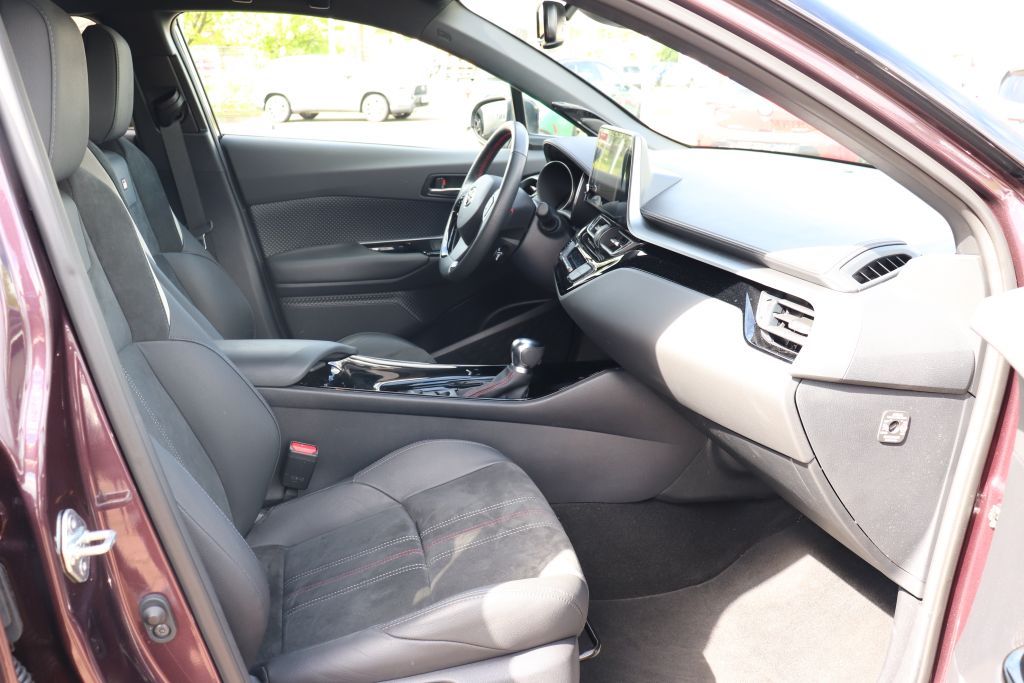 Toyota C-HR 2.0 Hybrid GR Sport - Samsaru's Car Outlet