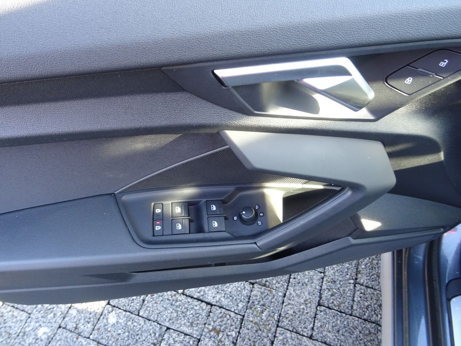Audi A3 Sportback 30 TFSI S line - Samsaru's Car Outlet