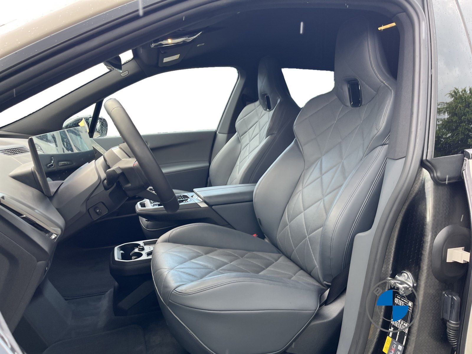 BMW iX M70 XDRIVE 23" DA/PA Prof. AHK Luftfederung