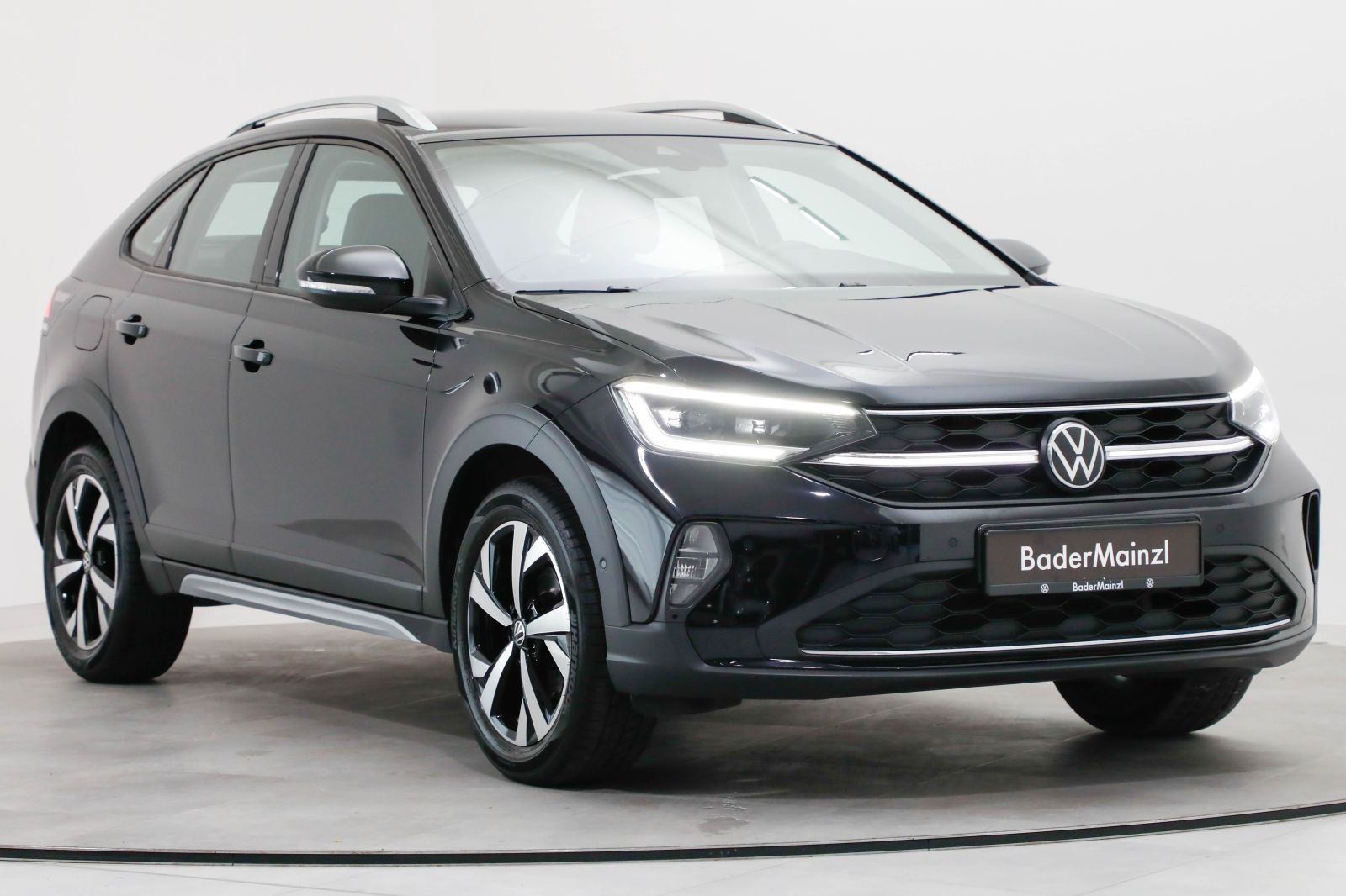 Volkswagen Taigo 1.0 TSI Style - Samsaru's Car Outlet