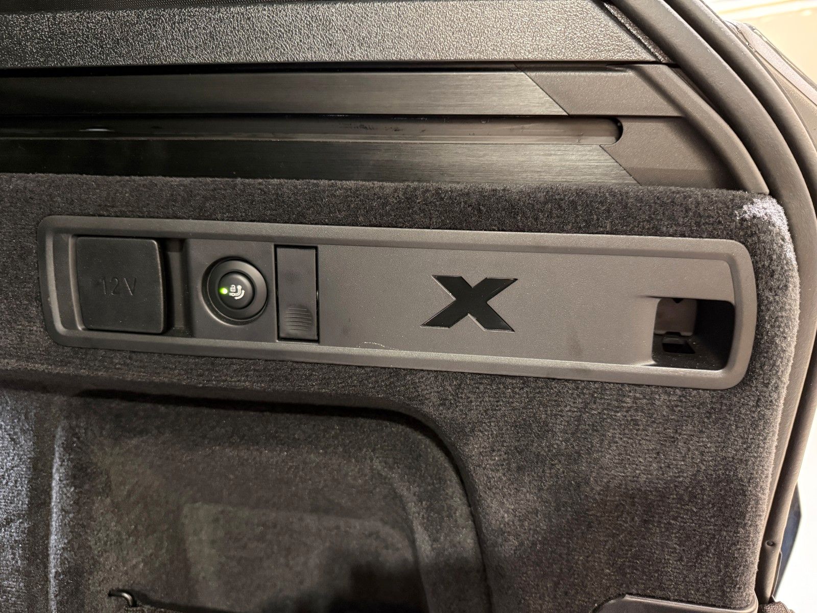 BMW X5 M60i xDrive Standhzg AHK ACC 360° HUD HK Pano