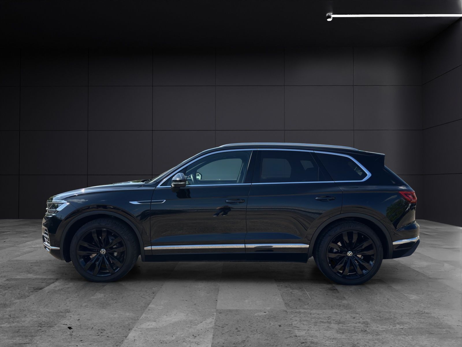 Volkswagen Touareg Elegance TDI 4M - Samsaru's Car Outlet