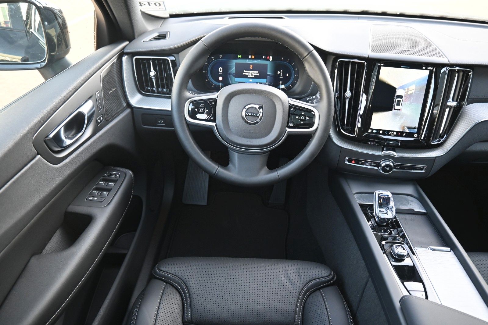 Volvo XC60 B5 B AWD Ultra Black Edition*LUFT*360°*ACC