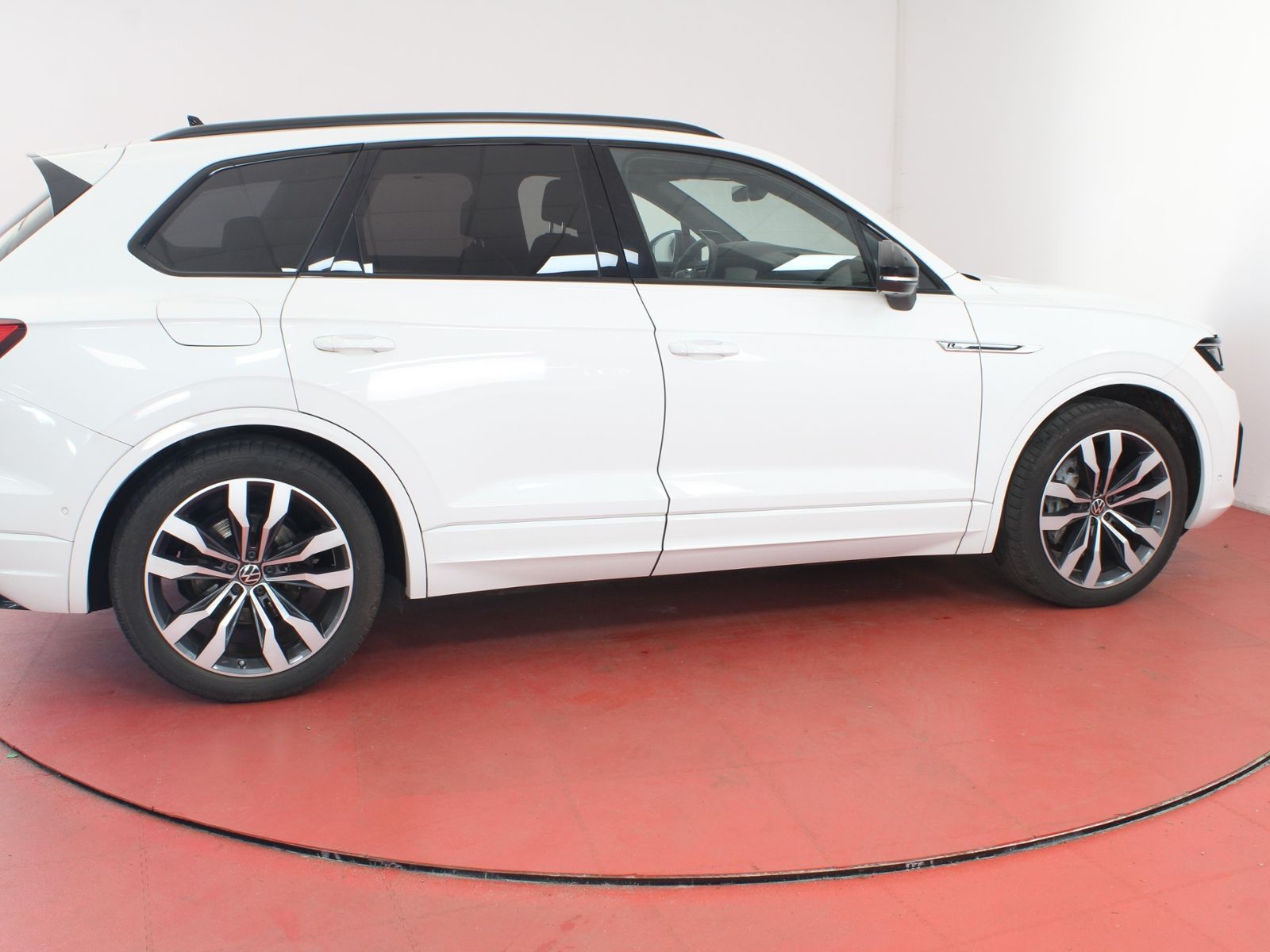 Volkswagen Touareg R-Line Black Style 3.0TDI 582,-ohne Anza