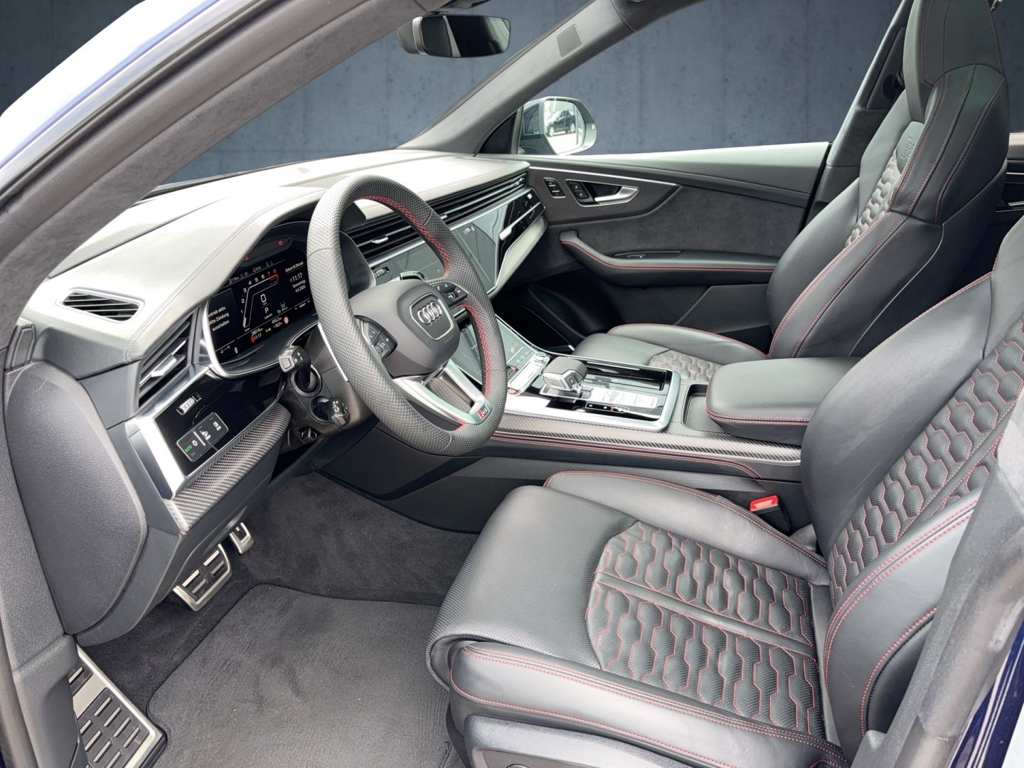 Audi RSQ8 4.0 TFSI quattro MATRIX PANO RS-AGA STANDHZ