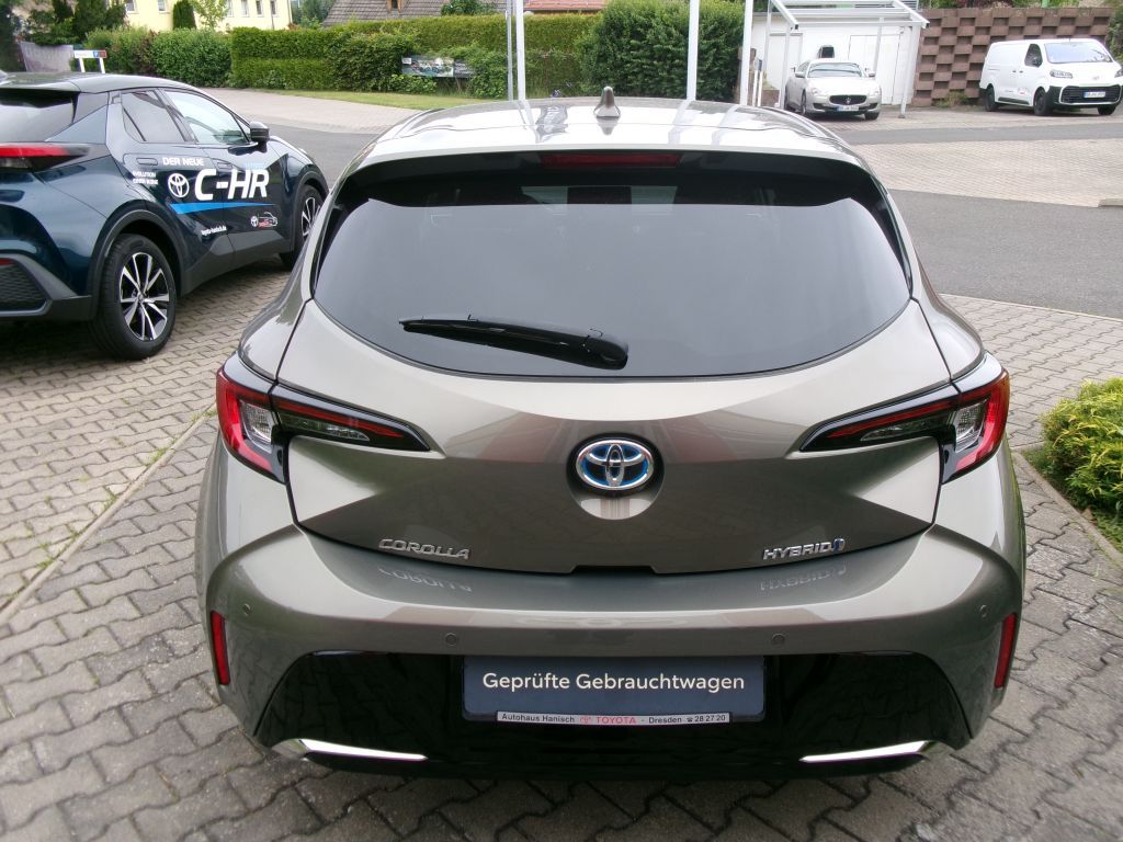 Toyota Corolla 1.8 Hybrid Team D +NAVI+TPKT+BI LED+