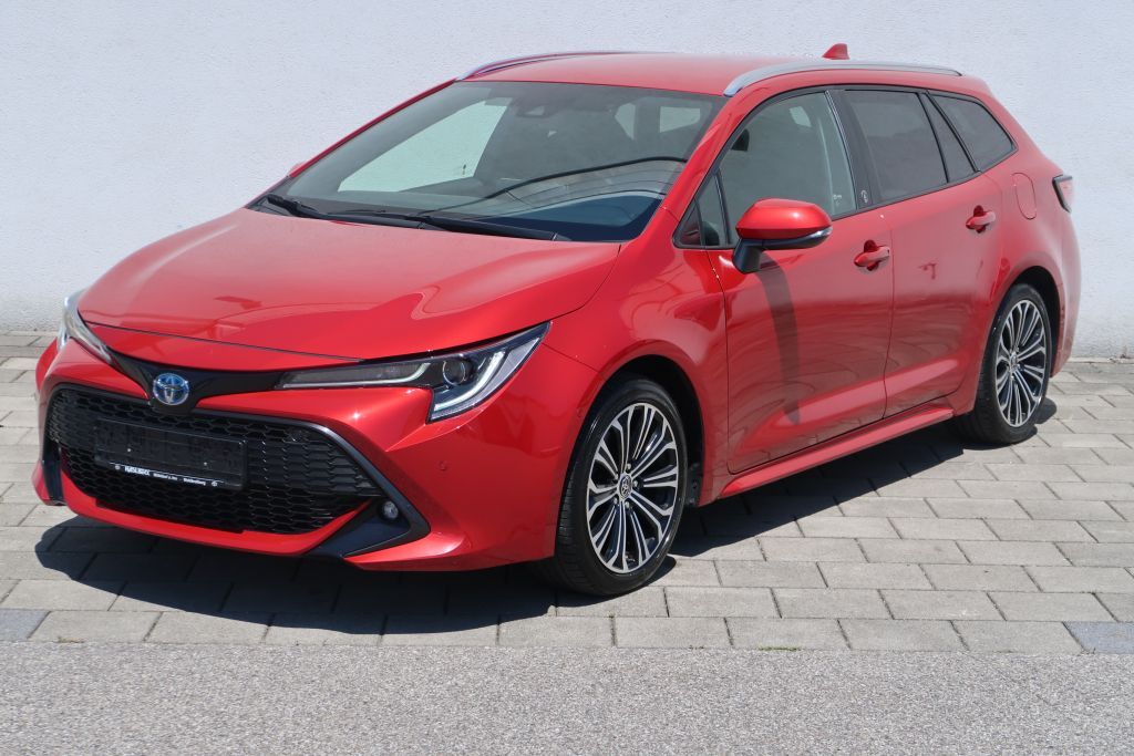 Toyota Corolla 2.0 Hybrid Touring S - Samsaru's Car Outlet
