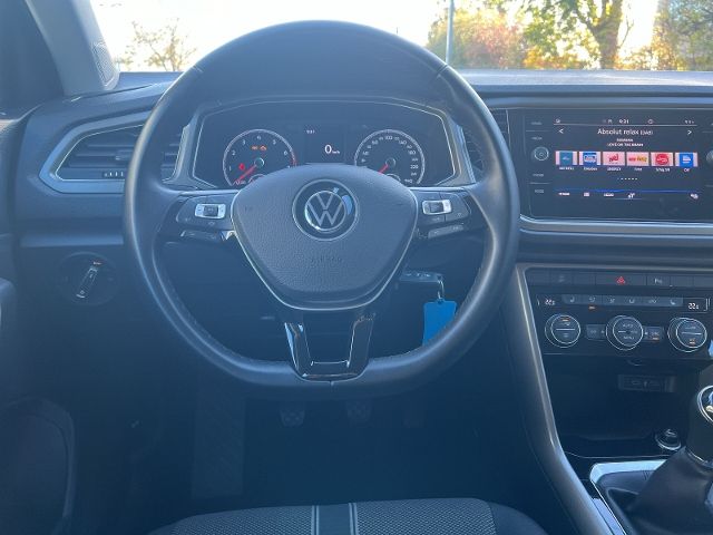 Volkswagen T-Roc 1.0 TSI Style - Samsaru's Car Outlet