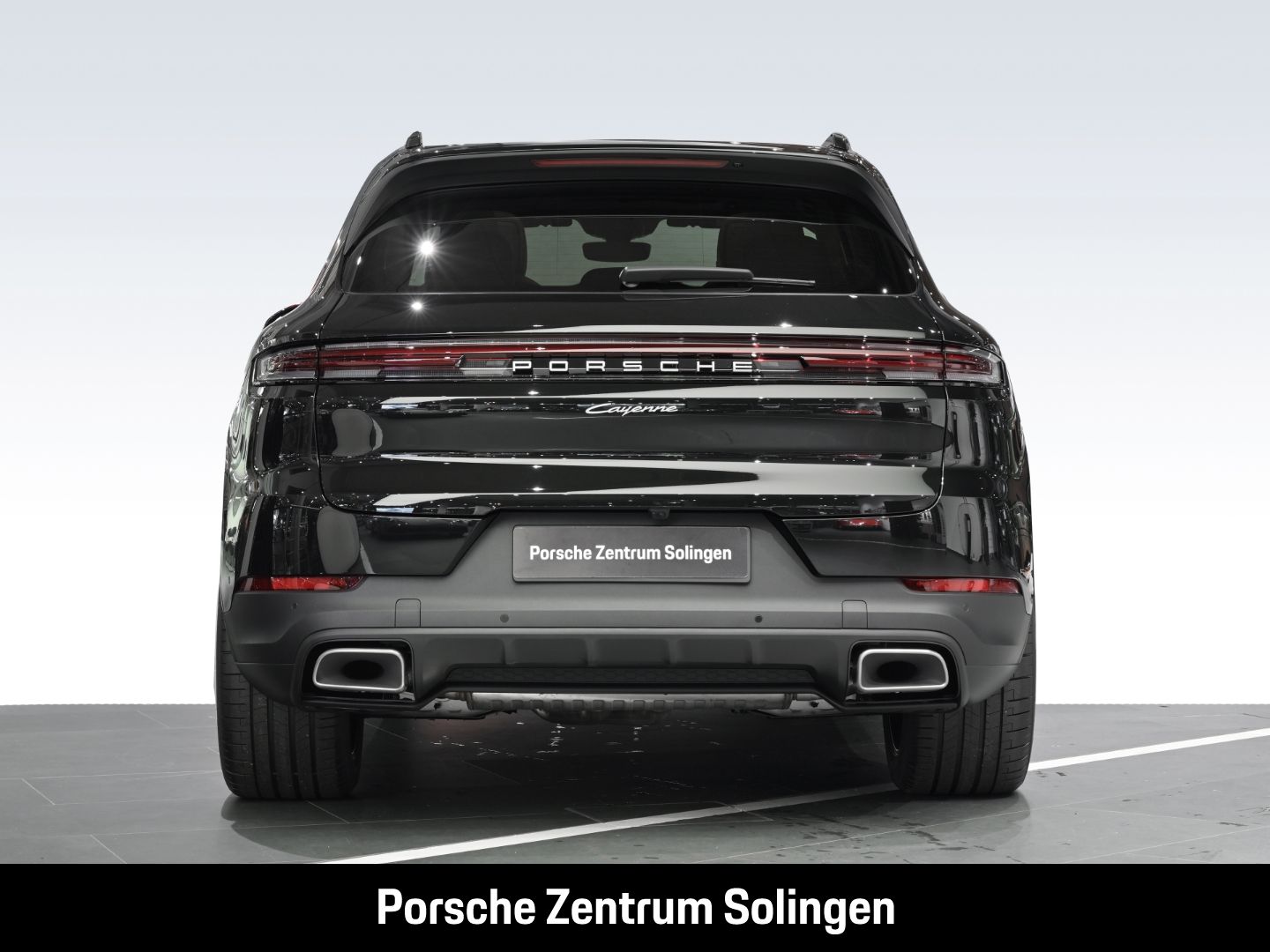Porsche Cayenne E-Hybrid Panoramadach Bose Beifahrerdisp