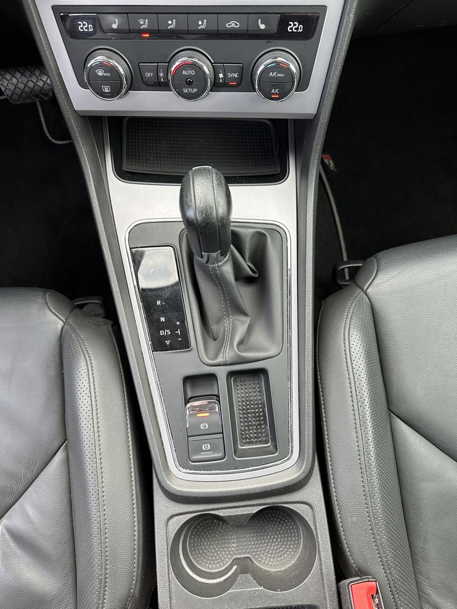 Seat Leon SpB 2.0 TDI DSG Style - Samsaru's Car Outlet
