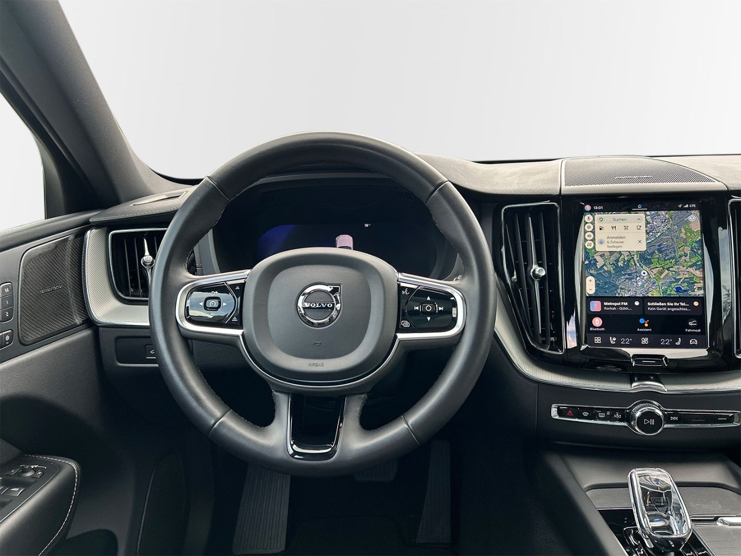 Volvo XC60 B4 Diesel AWD Ultimate Dark 21'' ACC AHK Lu