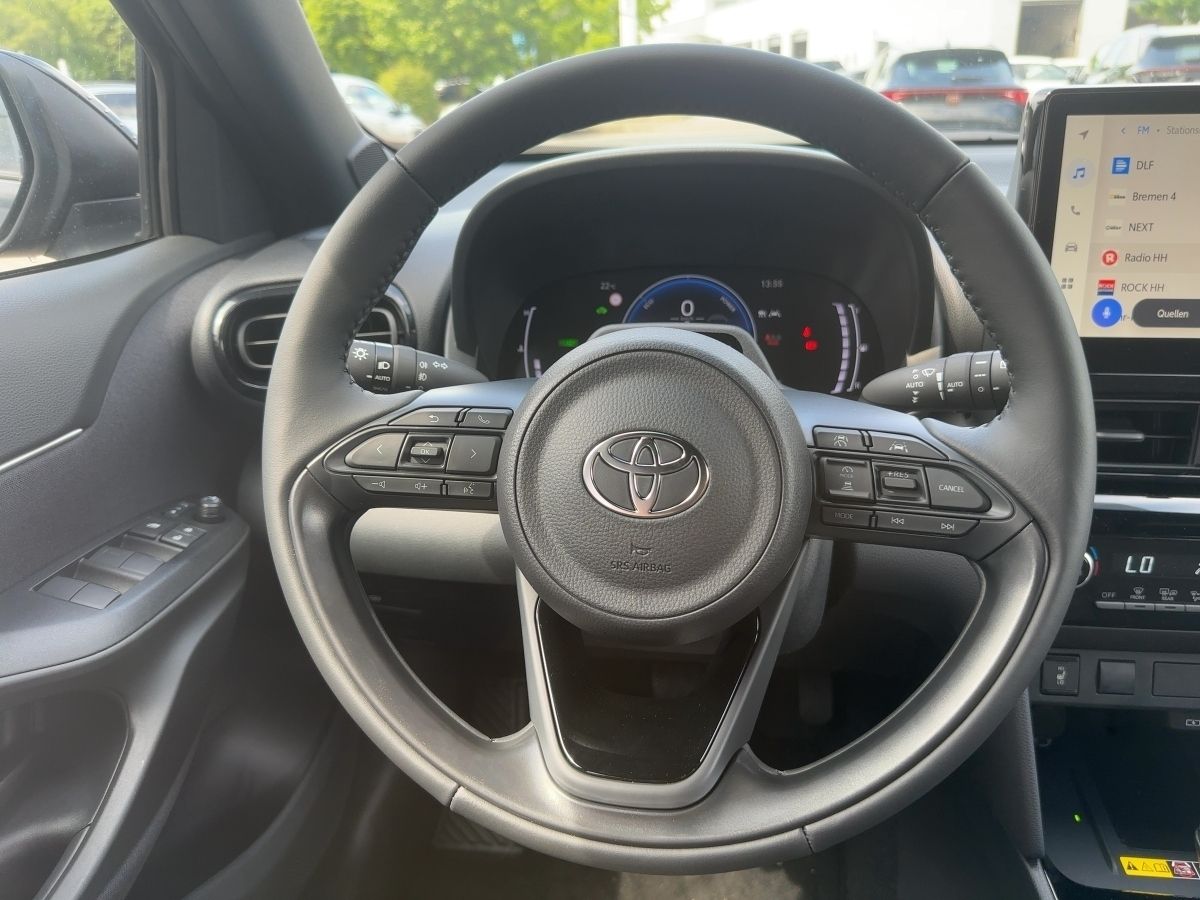 Toyota Yaris Cross 1.5 VVT-iE Hybrid Teamplayer*GJR*SHZ