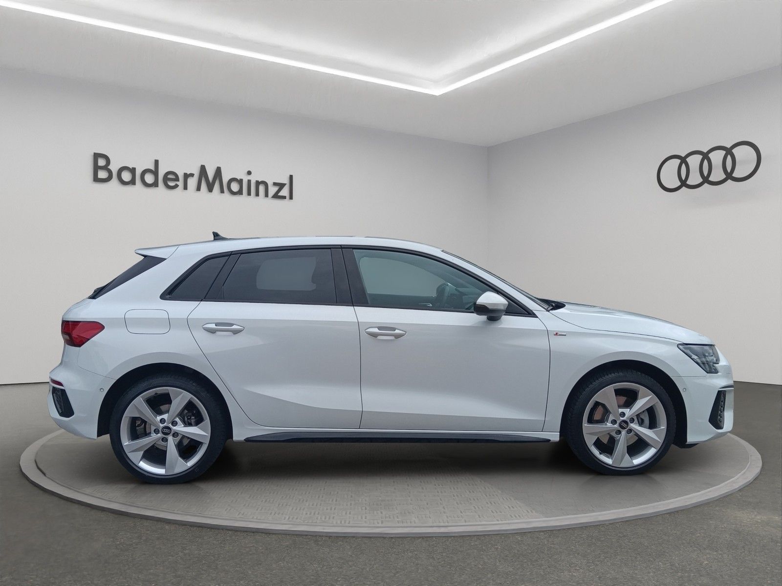 Audi A3 Sportback 1.4 TFSIe S Line SHZ DAB