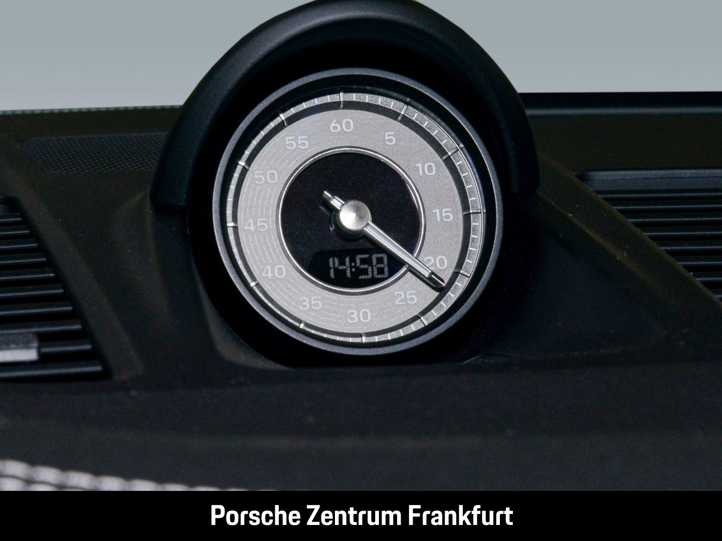 Porsche 992 911 Turbo S Burmester Sportabgasanlage LED
