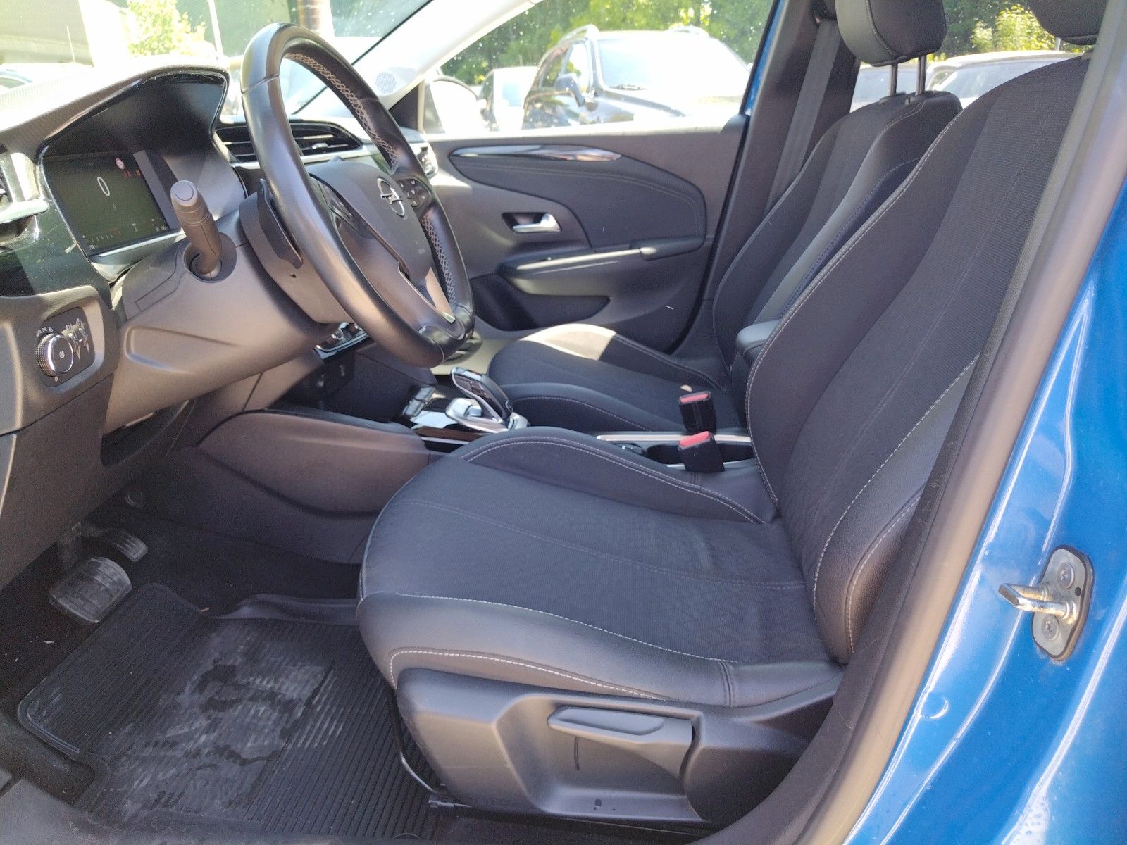 Opel Corsa F Elegance - Samsaru's Car Outlet