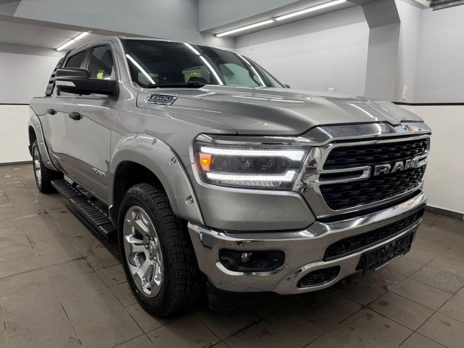 Dodge RAM 1500 5.7 4x4 eTORQUE Bigh. Crew./12"Display/