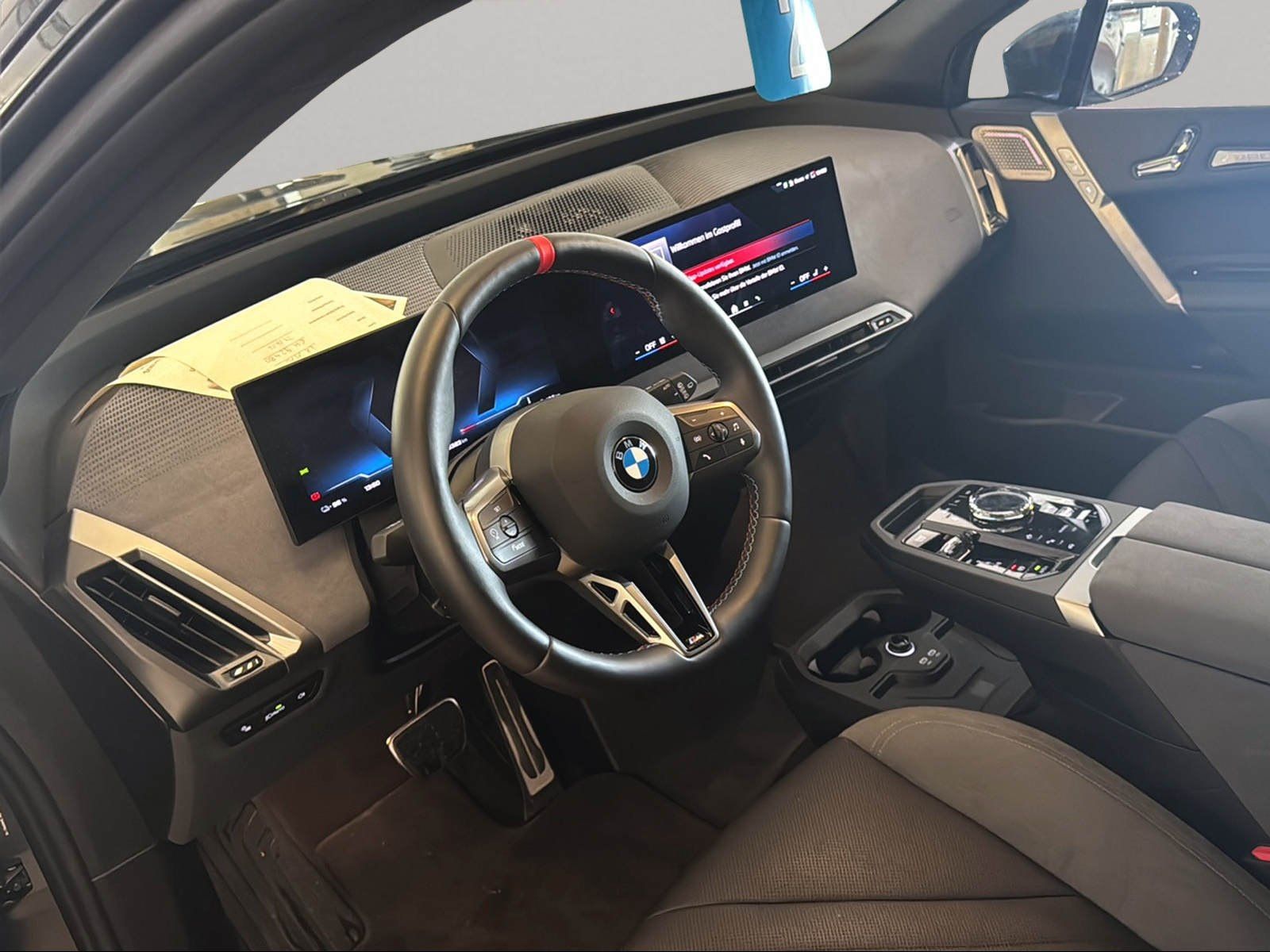 BMW iX M70 xDrive M Sport Bowers & Wilkins AHK LED