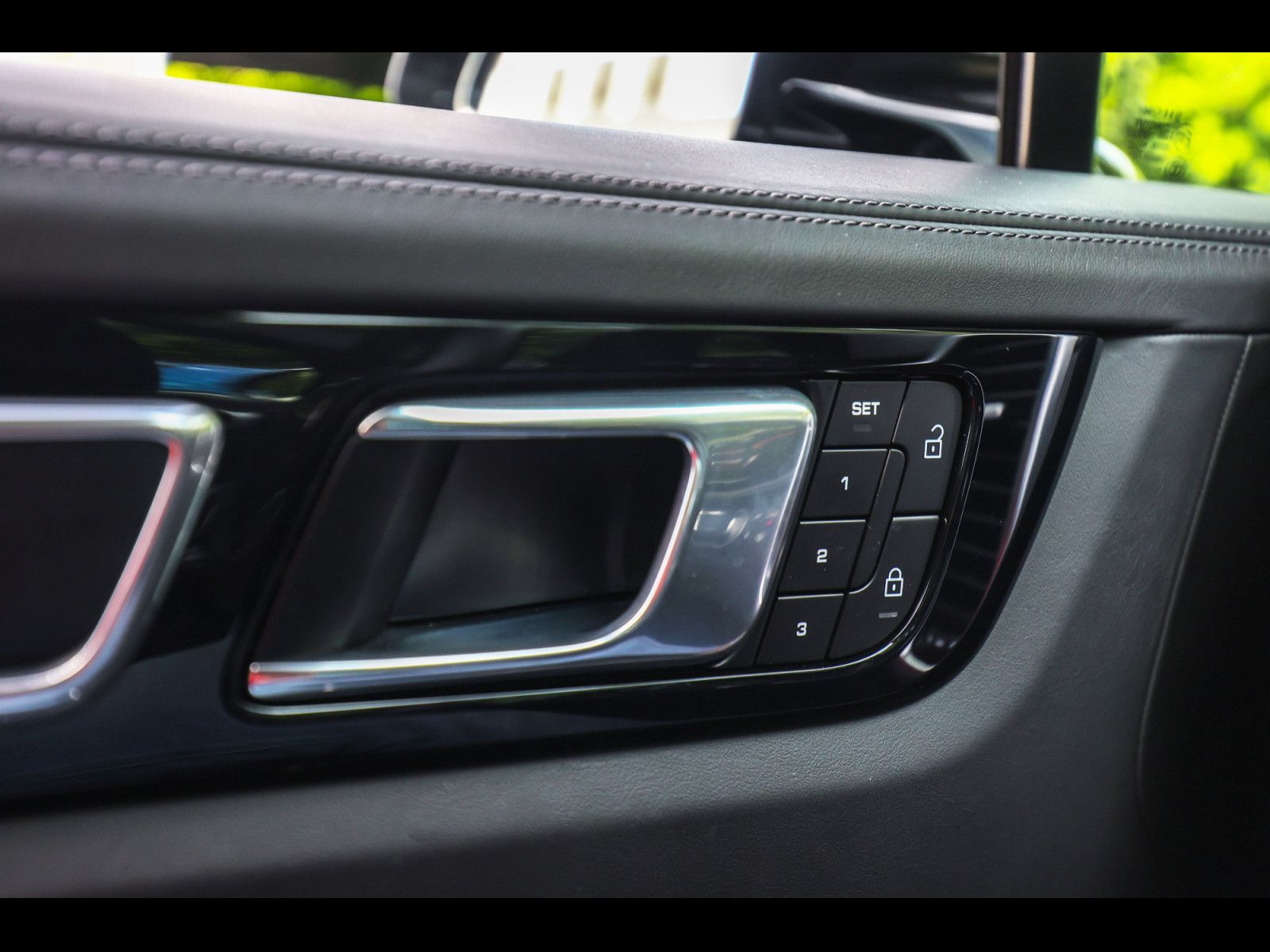 Porsche Cayenne GTS 4.0 TIPTRONIC°HUD°BOSE°ACC°MATRIX
