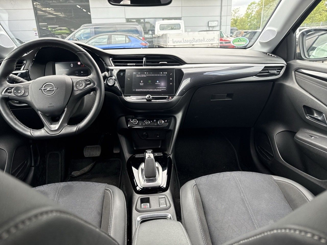 Opel Corsa-e Elegance - Samsaru's Car Outlet