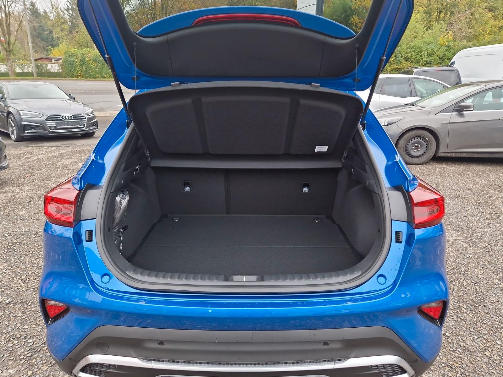 Kia XCeed Exclusive - Samsaru's Car Outlet