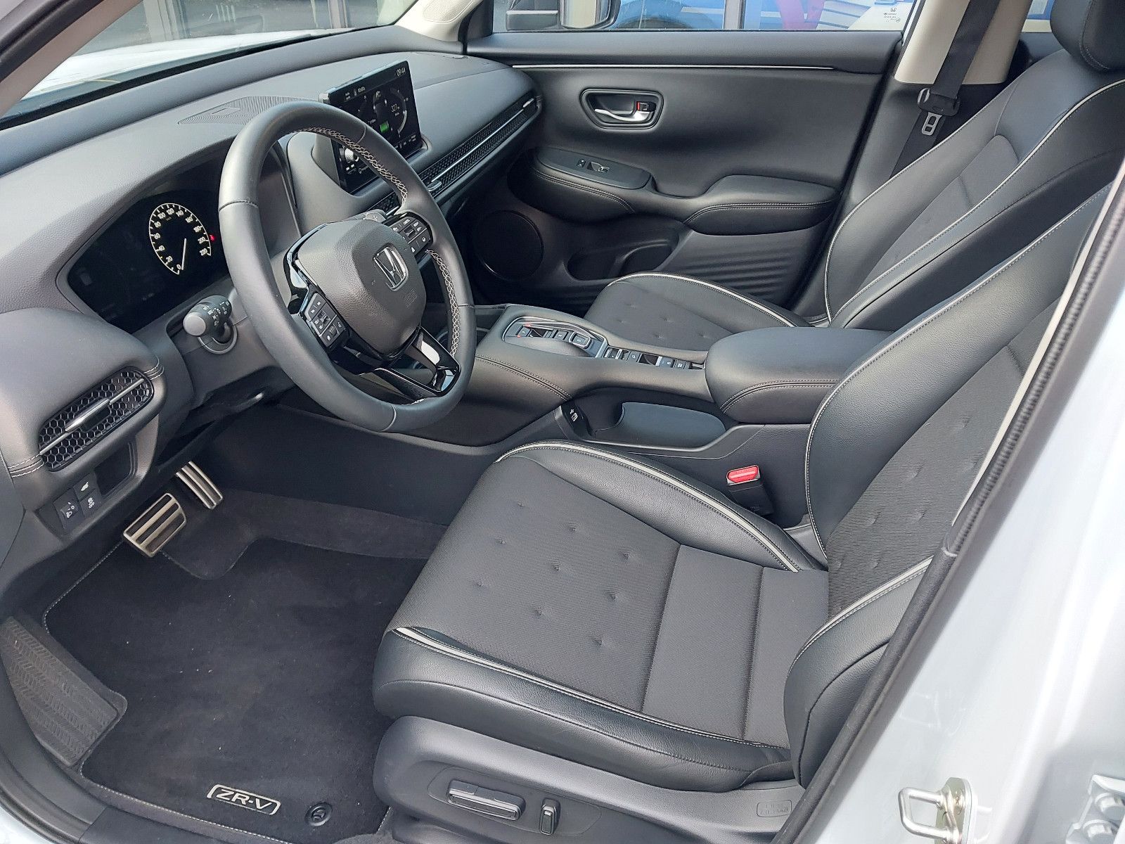 Honda ZR-V 2,0 e:HEV Sport Navi/LED/Kamera