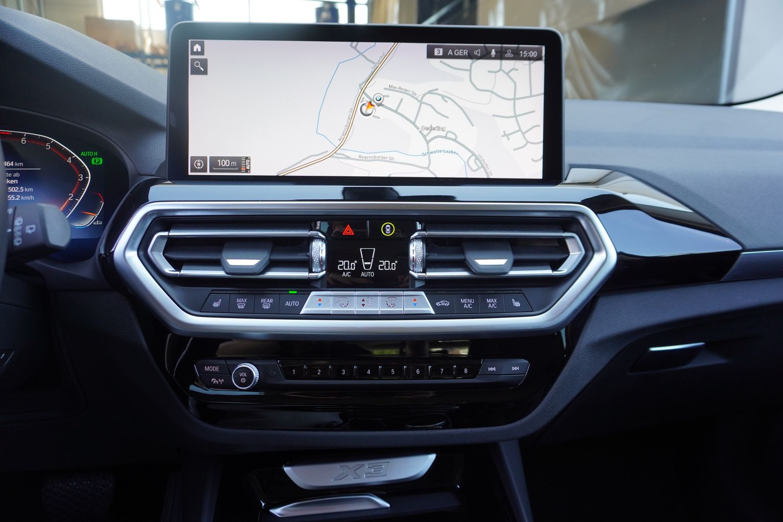 BMW X3 xDrive20i - Samsaru's Car Outlet