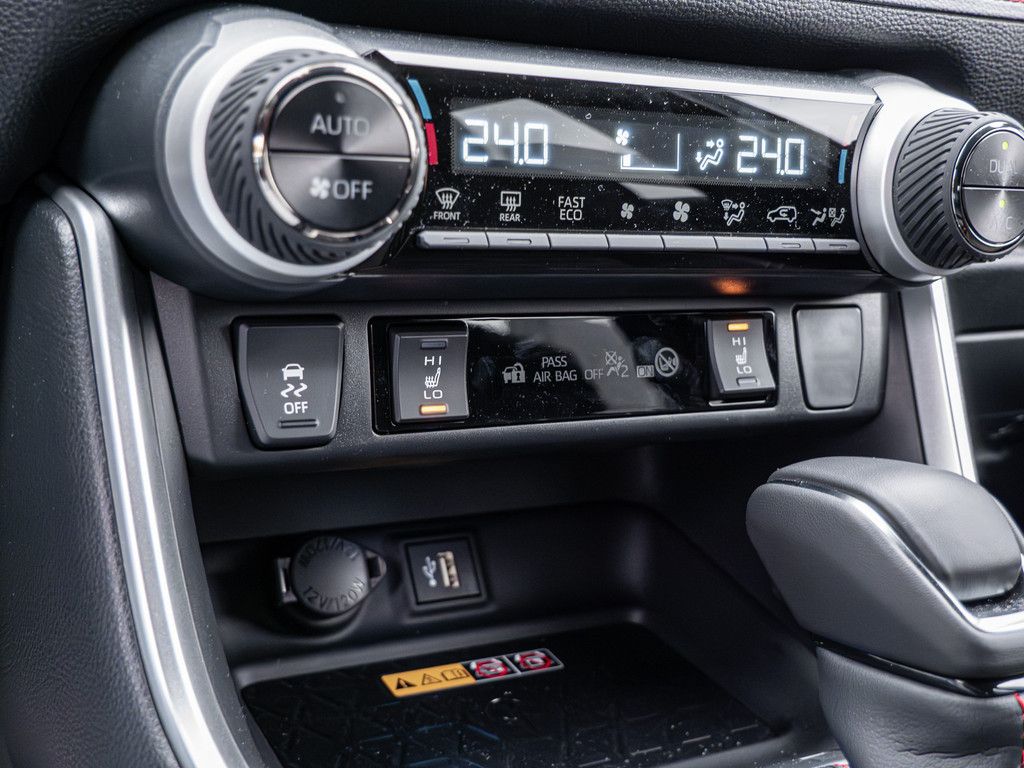 Toyota RAV4 2.5 Plug-in Hybrid 4x4 Teamplayer ACC LED