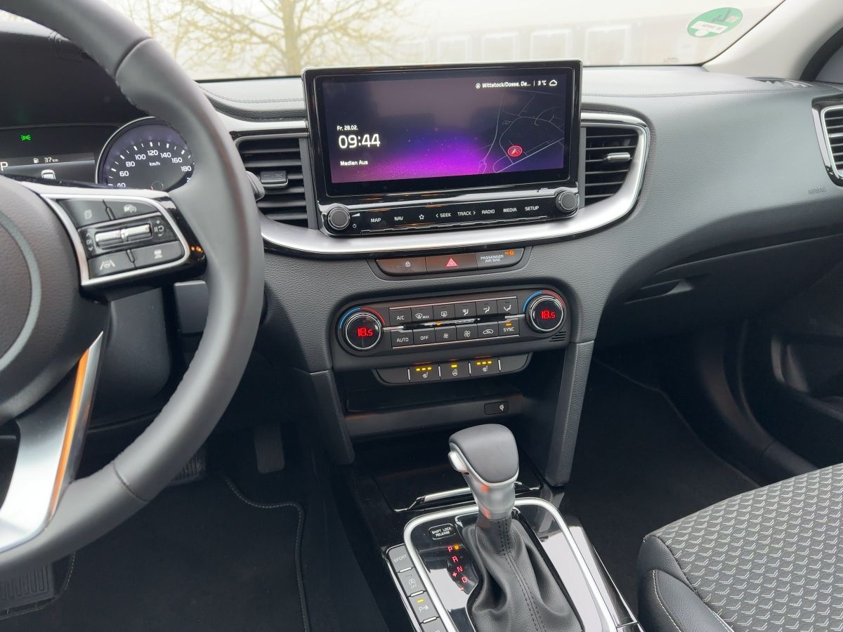 Kia XCEED 1.5T Spirit - Samsaru's Car Outlet