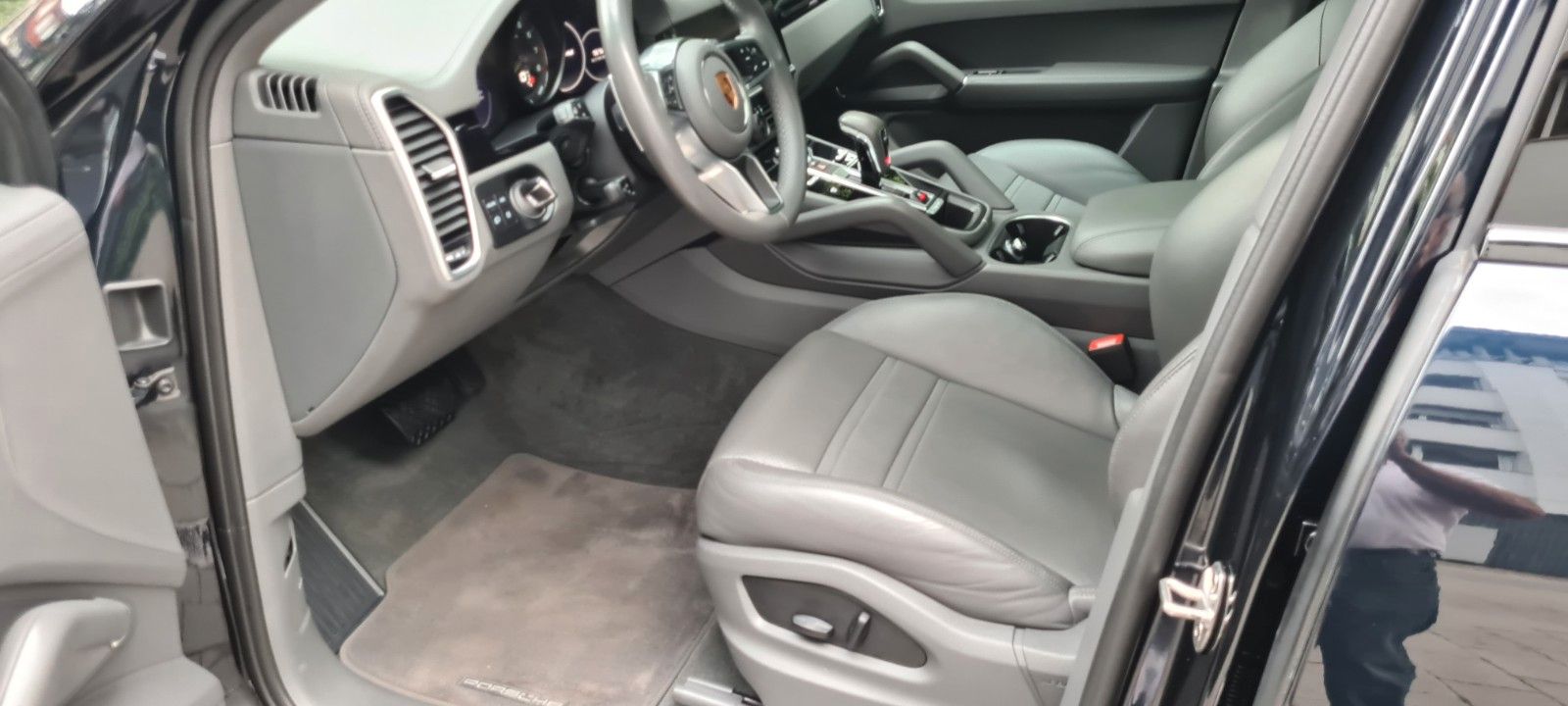 Porsche Cayenne Coupe E-Hybrid,LuftFe,AHK,ALU21,Kame360