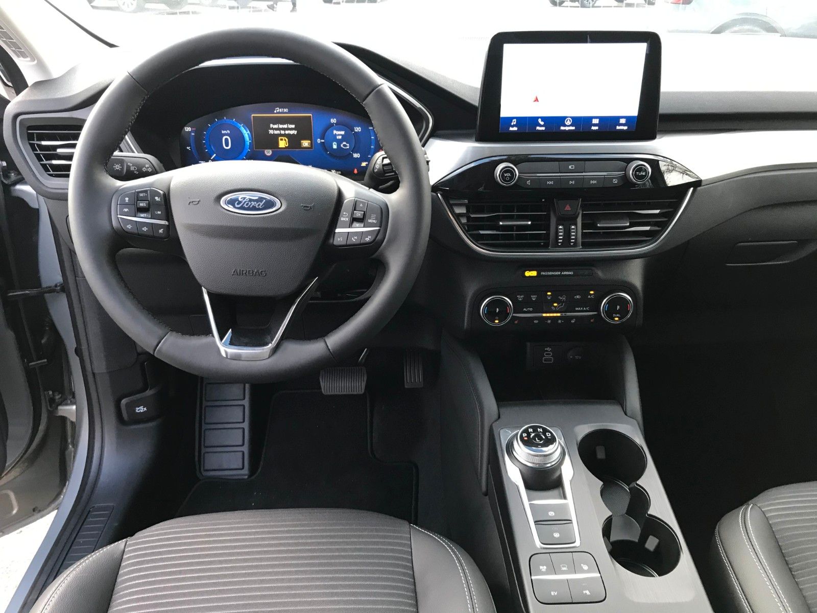 Ford Kuga Titanium X 2.5 PHEV - Samsaru's Car Outlet