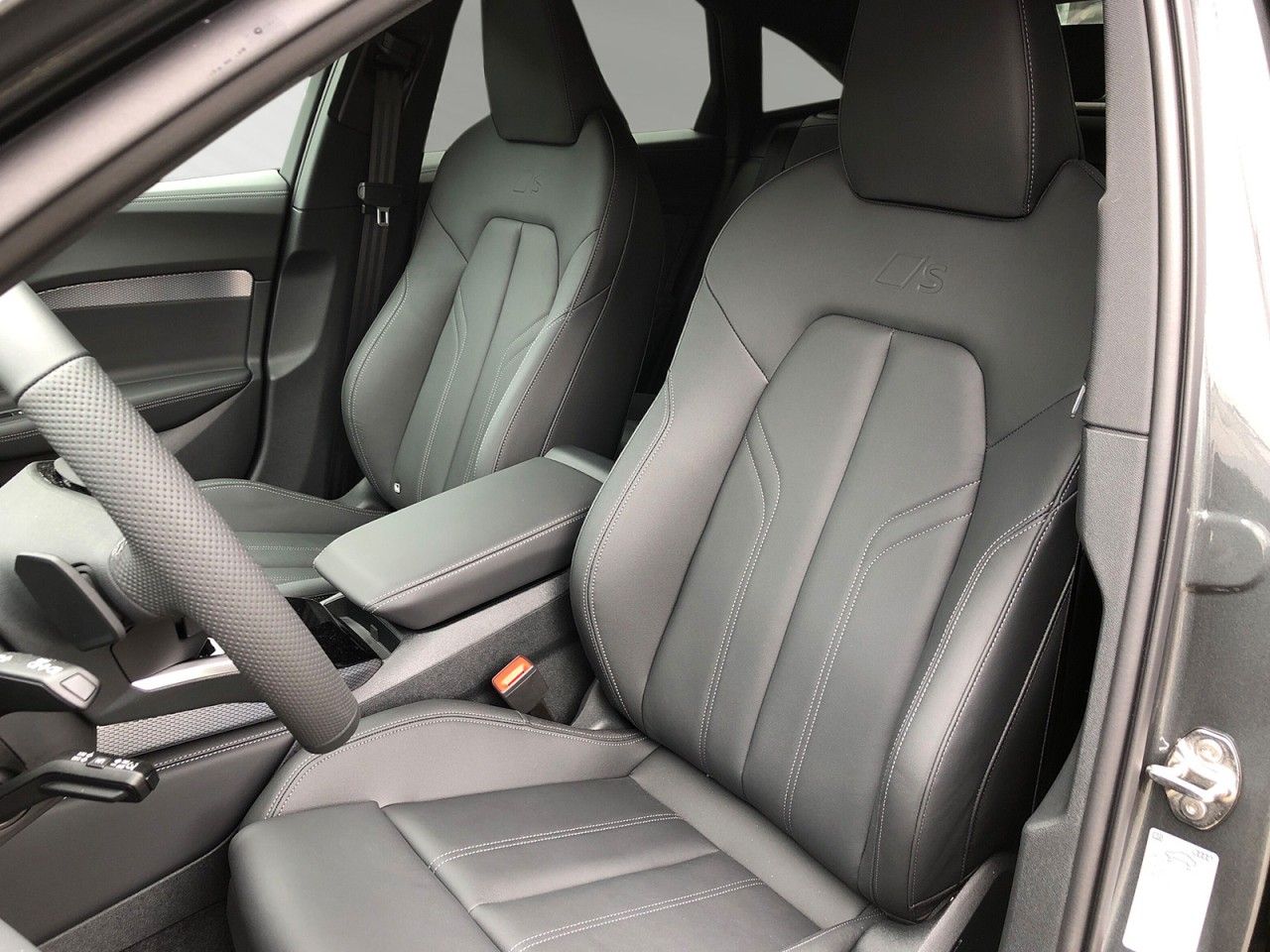 Audi A5 Limousine TFSI S tronic S-LINE+LTE+LEDER+PDC