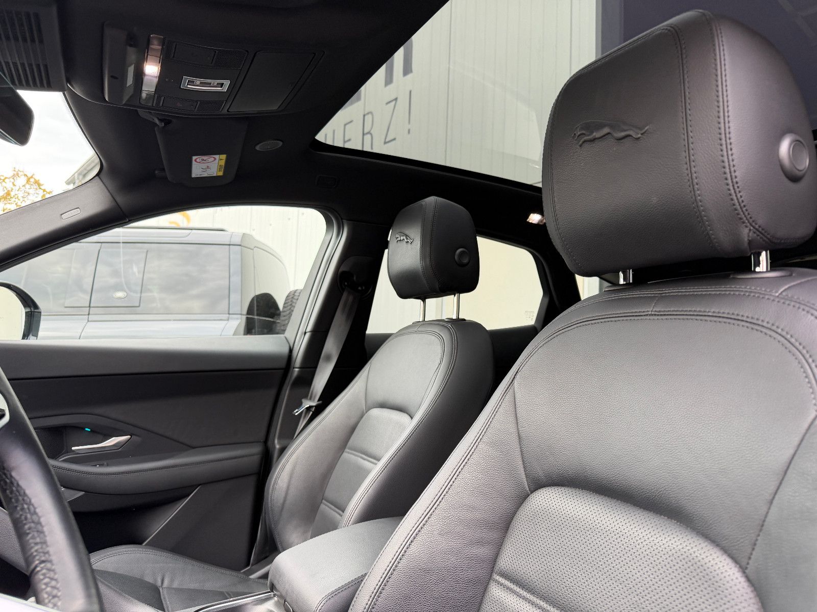 Jaguar E-Pace E-PACE S AWD/PANO/3d-KAMERA/LED/SHZ