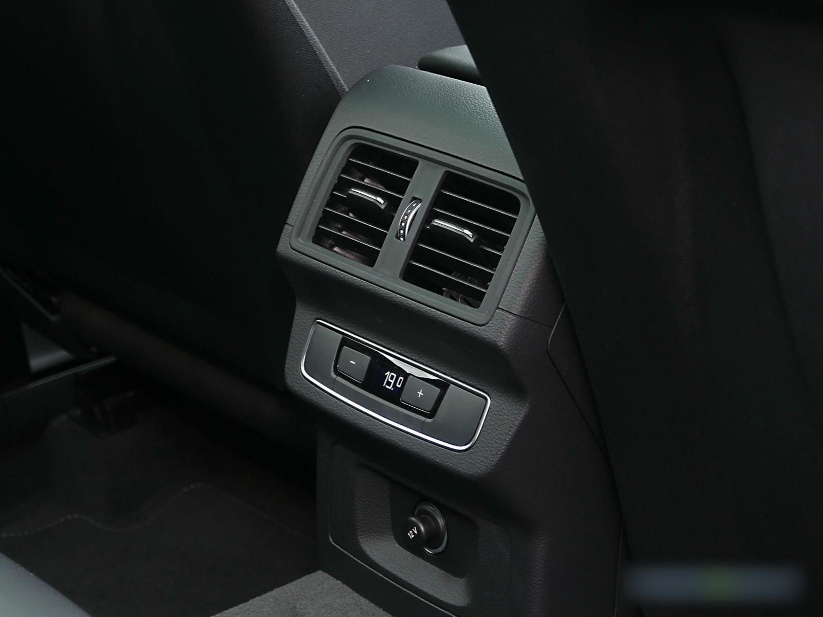 Audi Q5 40 TDI quattro S line - Samsaru's Car Outlet