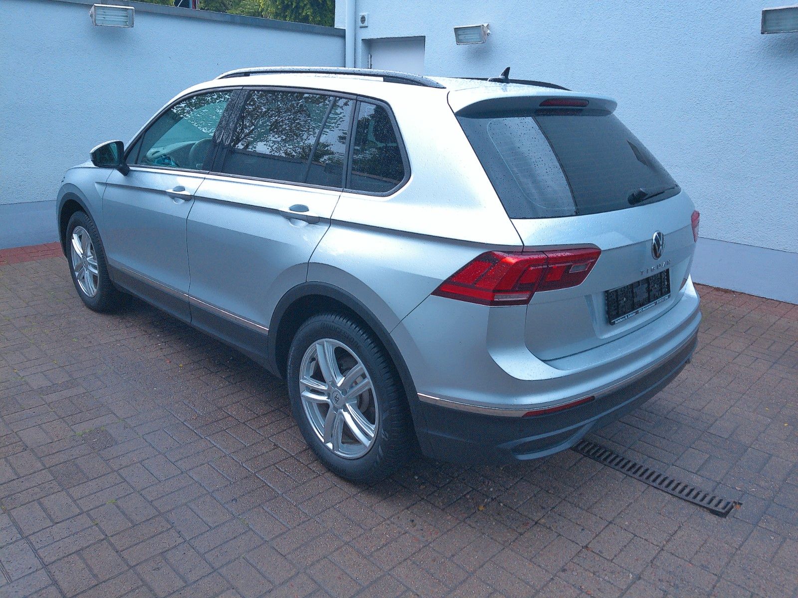 Volkswagen Tiguan 1.5 TSI BMT 110KW Facelift - Samsaru's Car Outlet