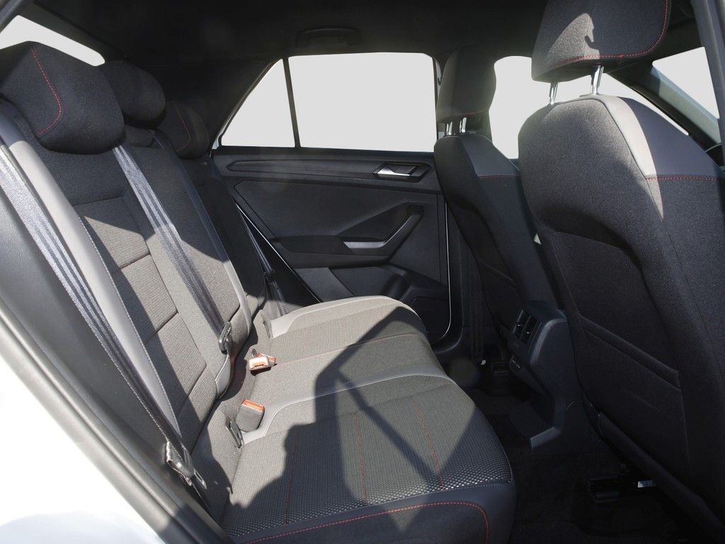 Volkswagen T-Roc 1.5 TSI Sport - Samsaru's Car Outlet