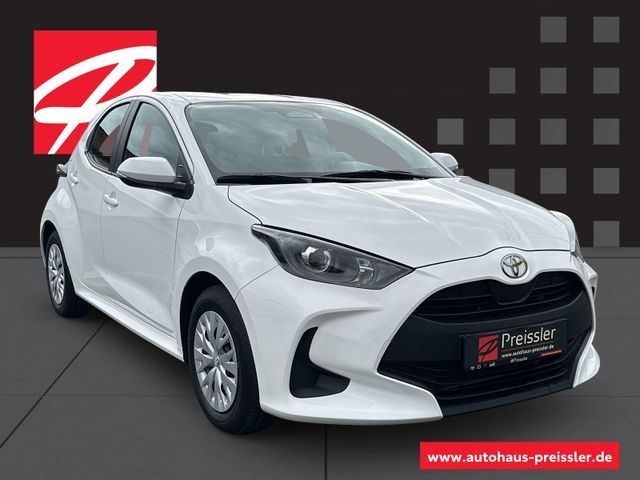 Toyota Yaris Hybrid Business Edition Navi Soundsystem B