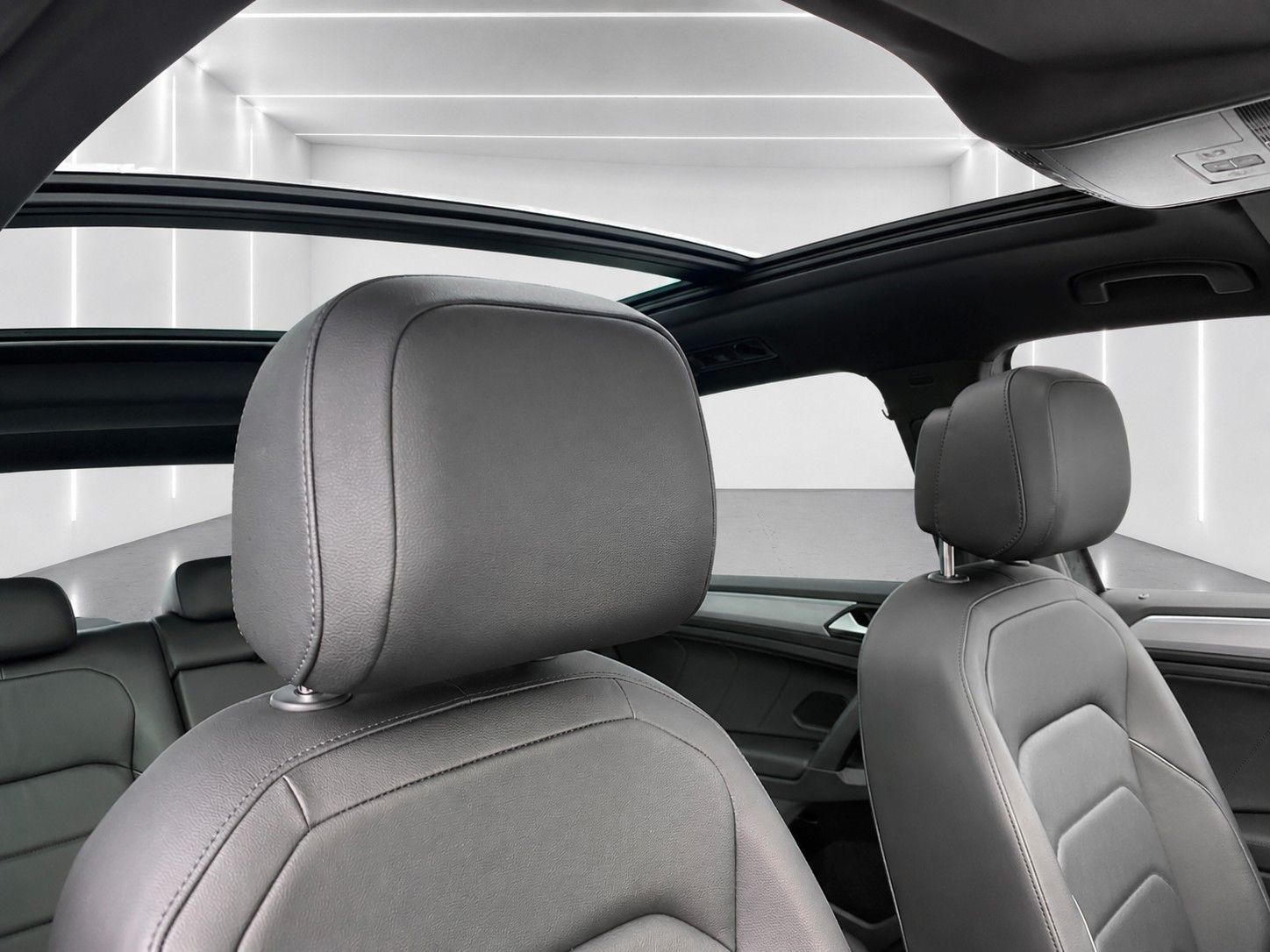 Seat Tarraco FR 4Drive*Pano-Dach*AHK*Leder*Drive*Cam.
