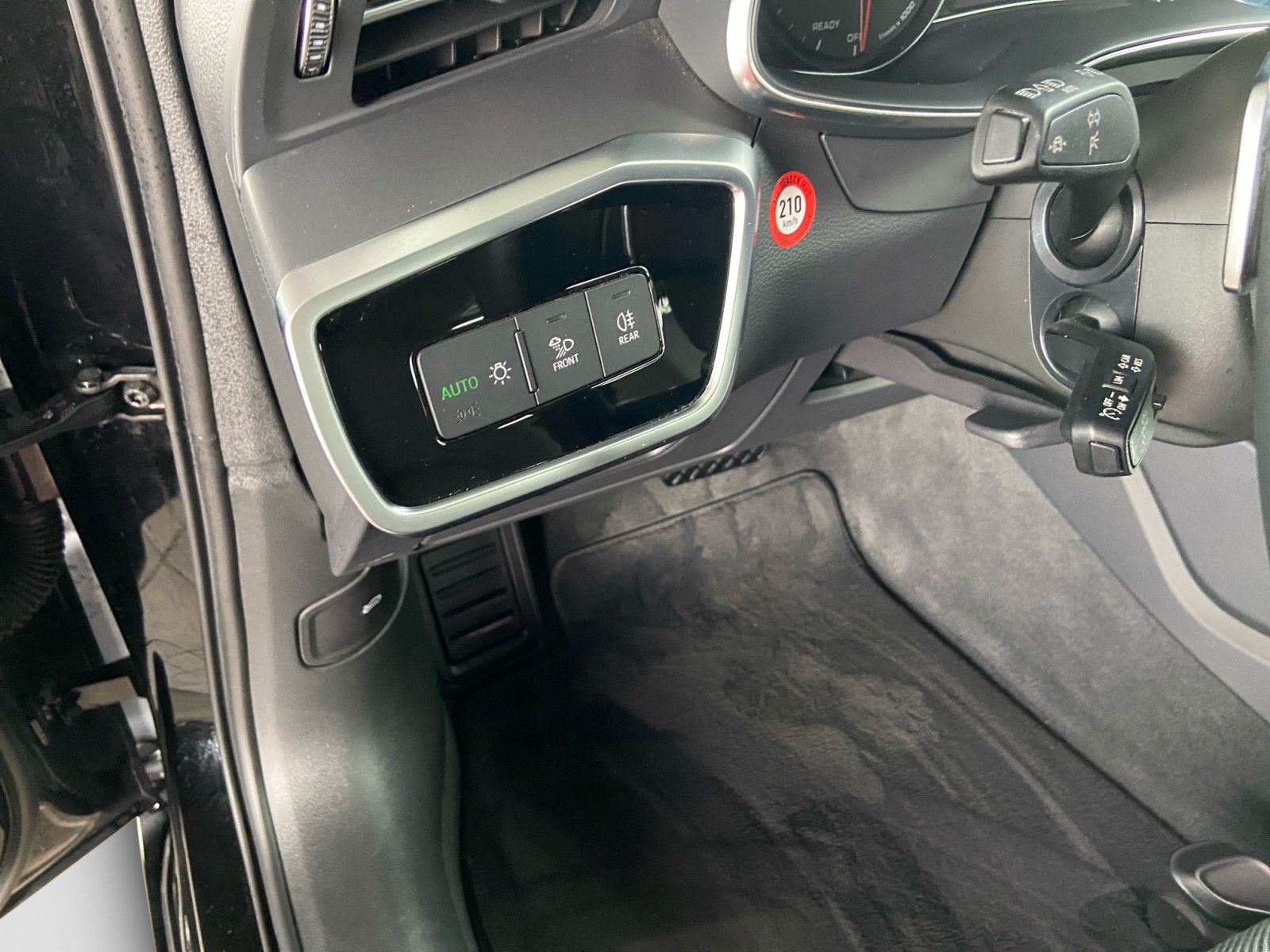Audi A6 40 TDI Avant S tronic - Samsaru's Car Outlet