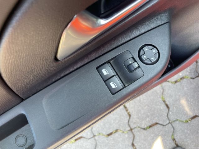 Opel Corsa-e Edition - Samsaru's Car Outlet