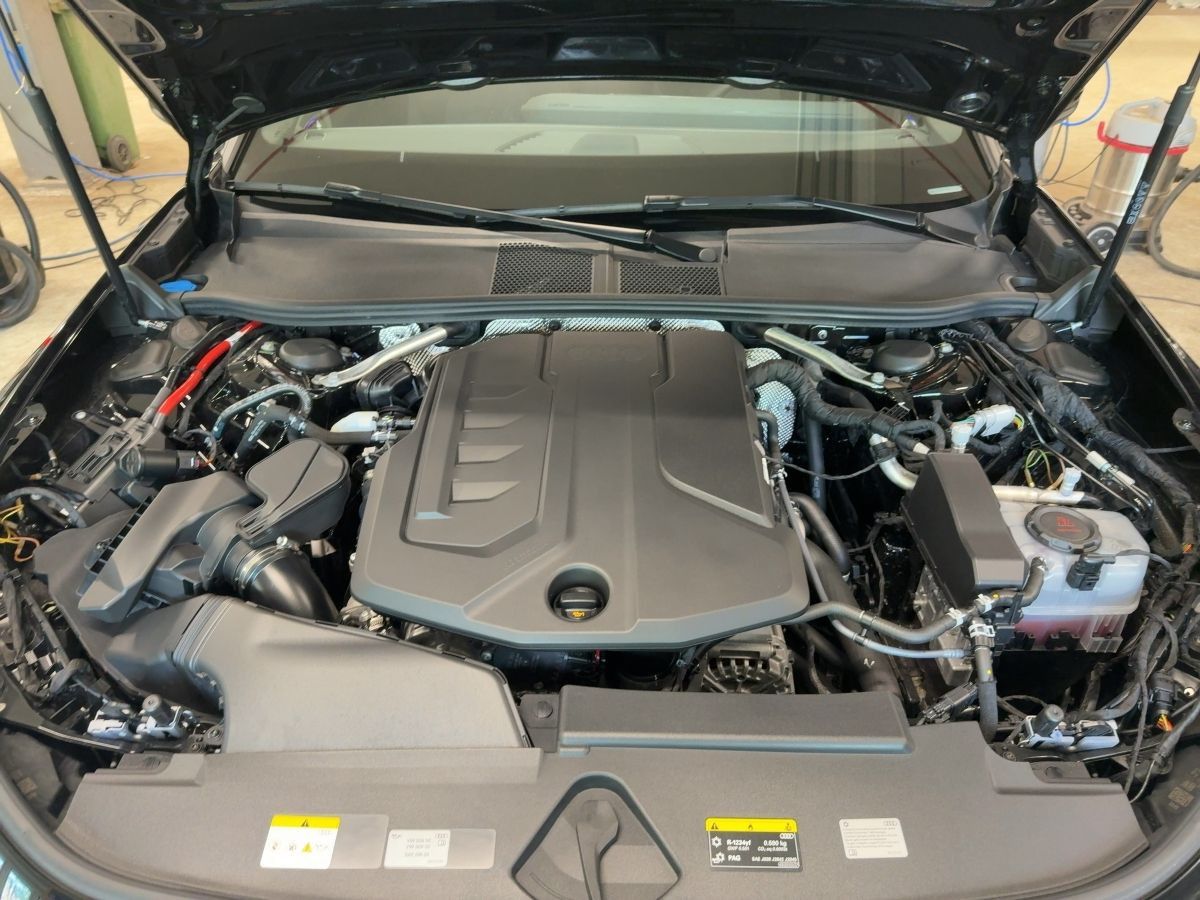 Audi A5 Avant 2.0 TFSI qu. S tronic 2xS LINE/PANO/AHK