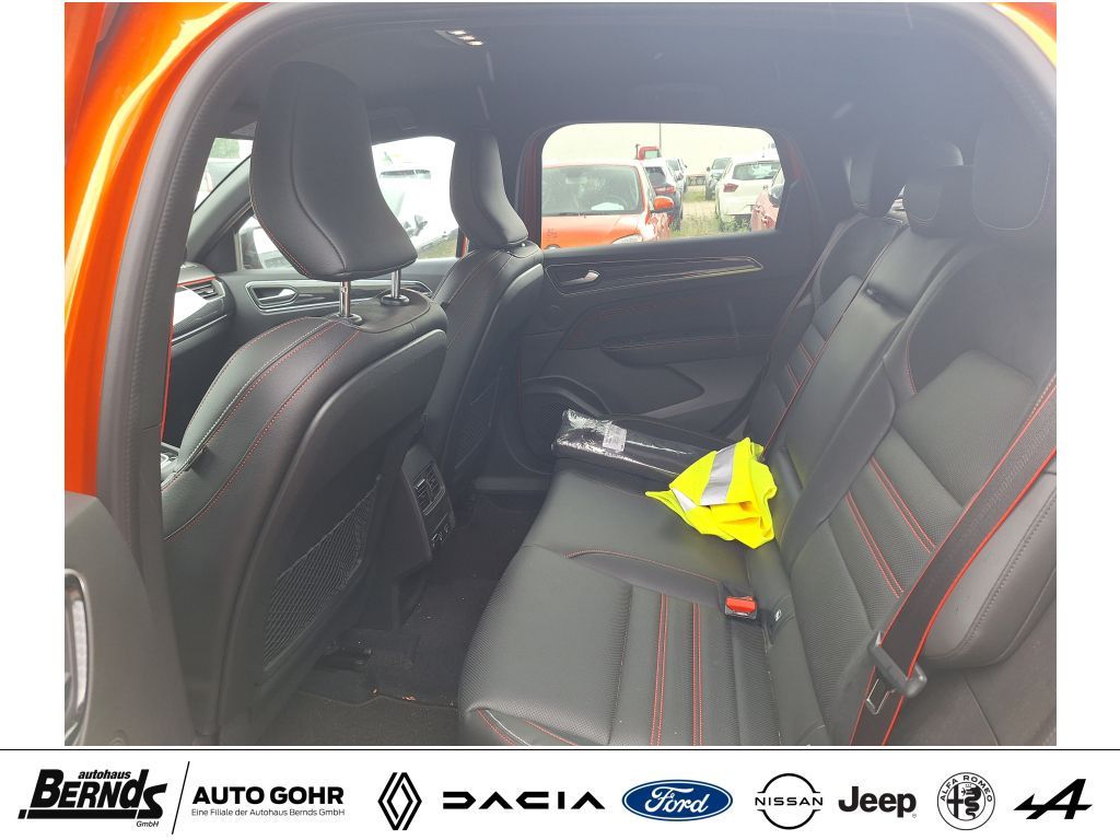 Renault Arkana TCe Mild Hybrid R.S. LINE - Samsaru's Car Outlet